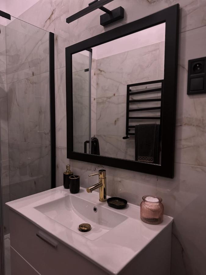 Loft Przy Placu Niepodleglosci Daire Jelenia Gora Dış mekan fotoğraf